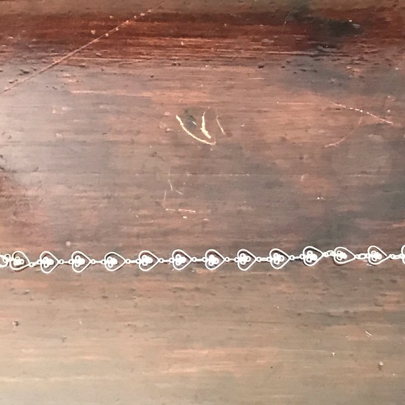 EUC! DELICATE SILVER HEART BRACELET - Picture 3 of 4